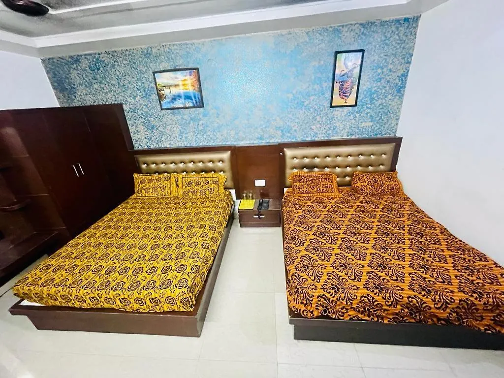 Hotel Ac Family Rooms Nagla Dhimar 3*,  India